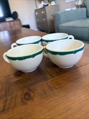 Set of 8 Syracuse China Cream Ceramic Mugs with Green Scalloped Rim